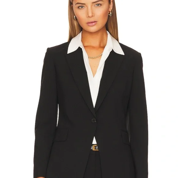 REVOLVE X THEORY Etiennette Blazer Size: 4, like new condition, in Black - Picture 2 of 11